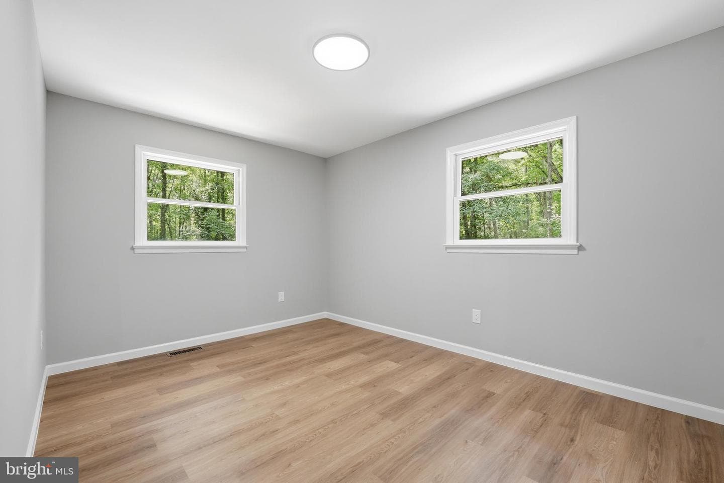 7607 Nyland Road photo 41