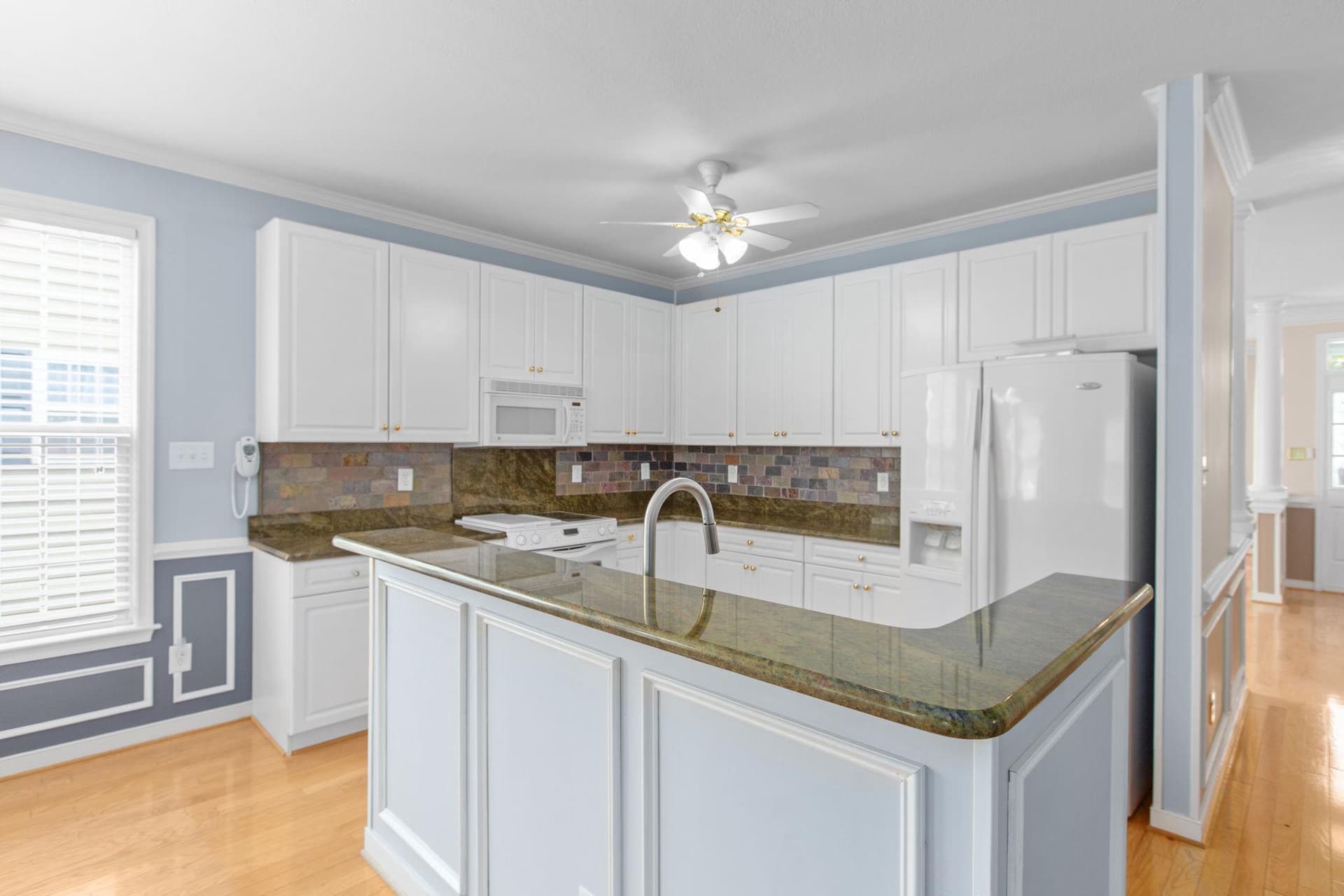 11703 Legacy Woods Dr photo 10