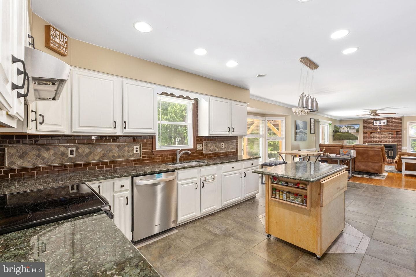 6313 Sweetbriar Drive photo 31