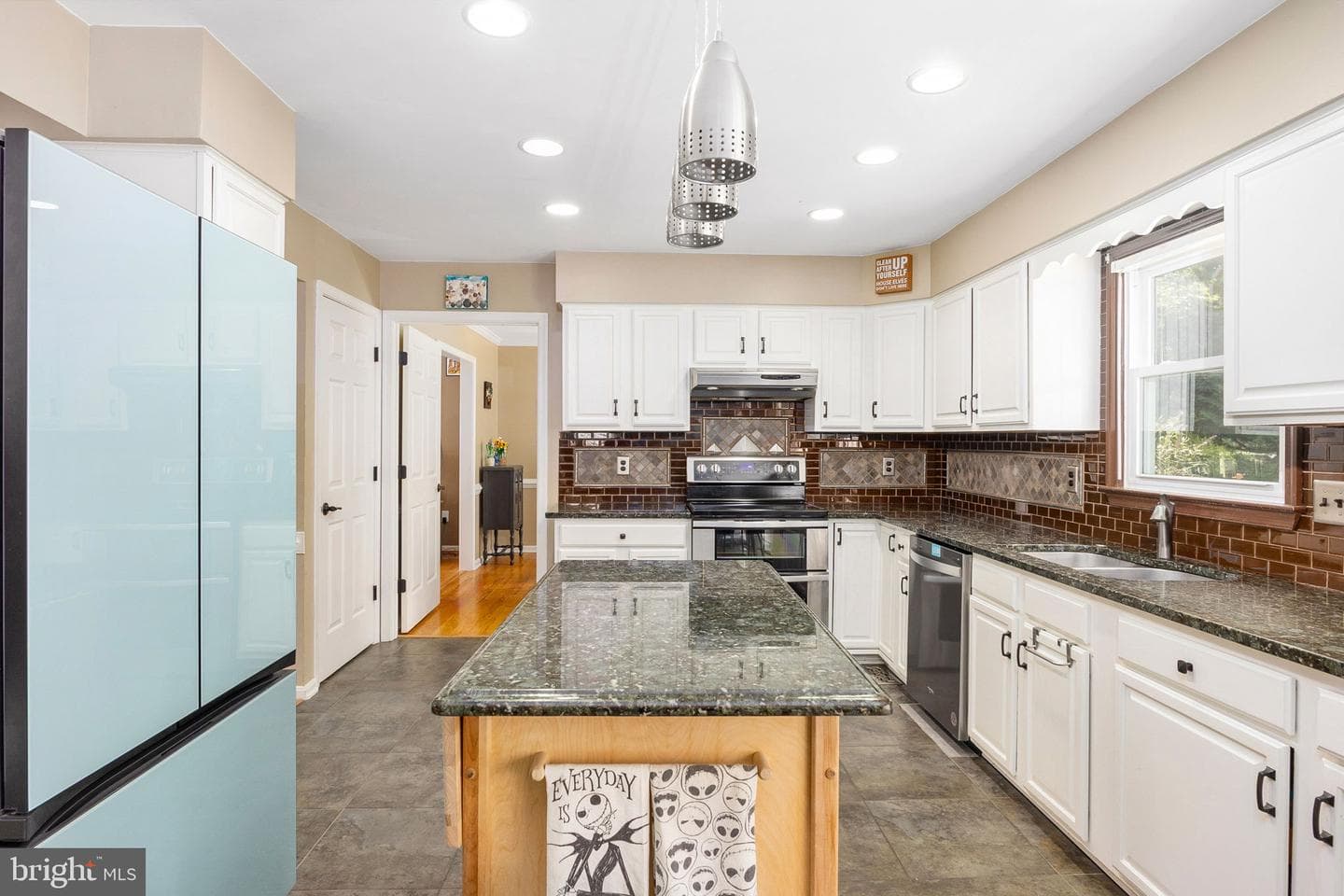 6313 Sweetbriar Drive photo 34