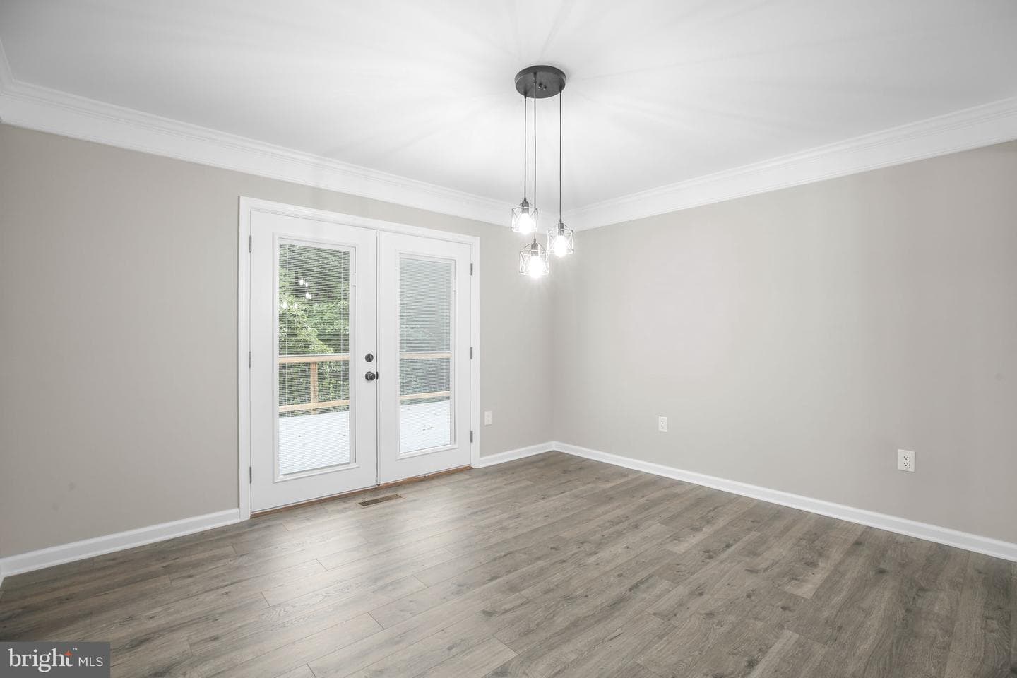 211 Hardwood Lane photo 14