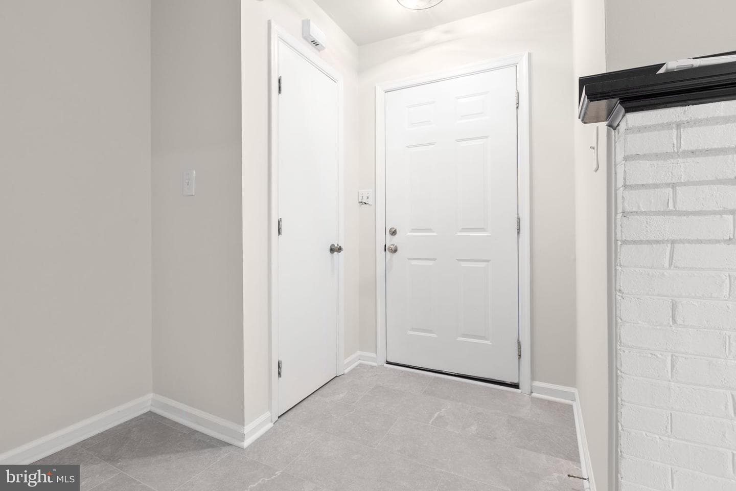 2211 Hamway Drive photo 4
