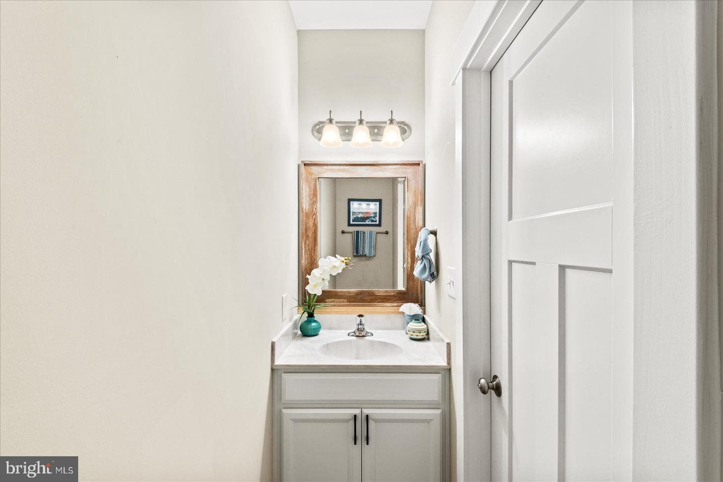 1504 Candlewood Street photo 17