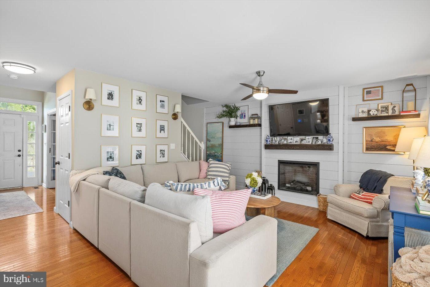 10009 Wellford Court photo 12