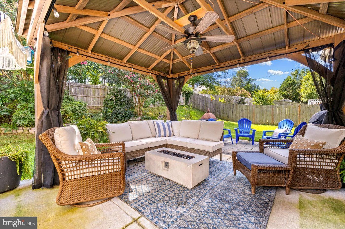 10009 Wellford Court photo 4