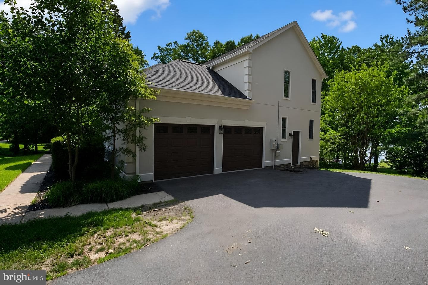 10712 Perrin Circle photo 8