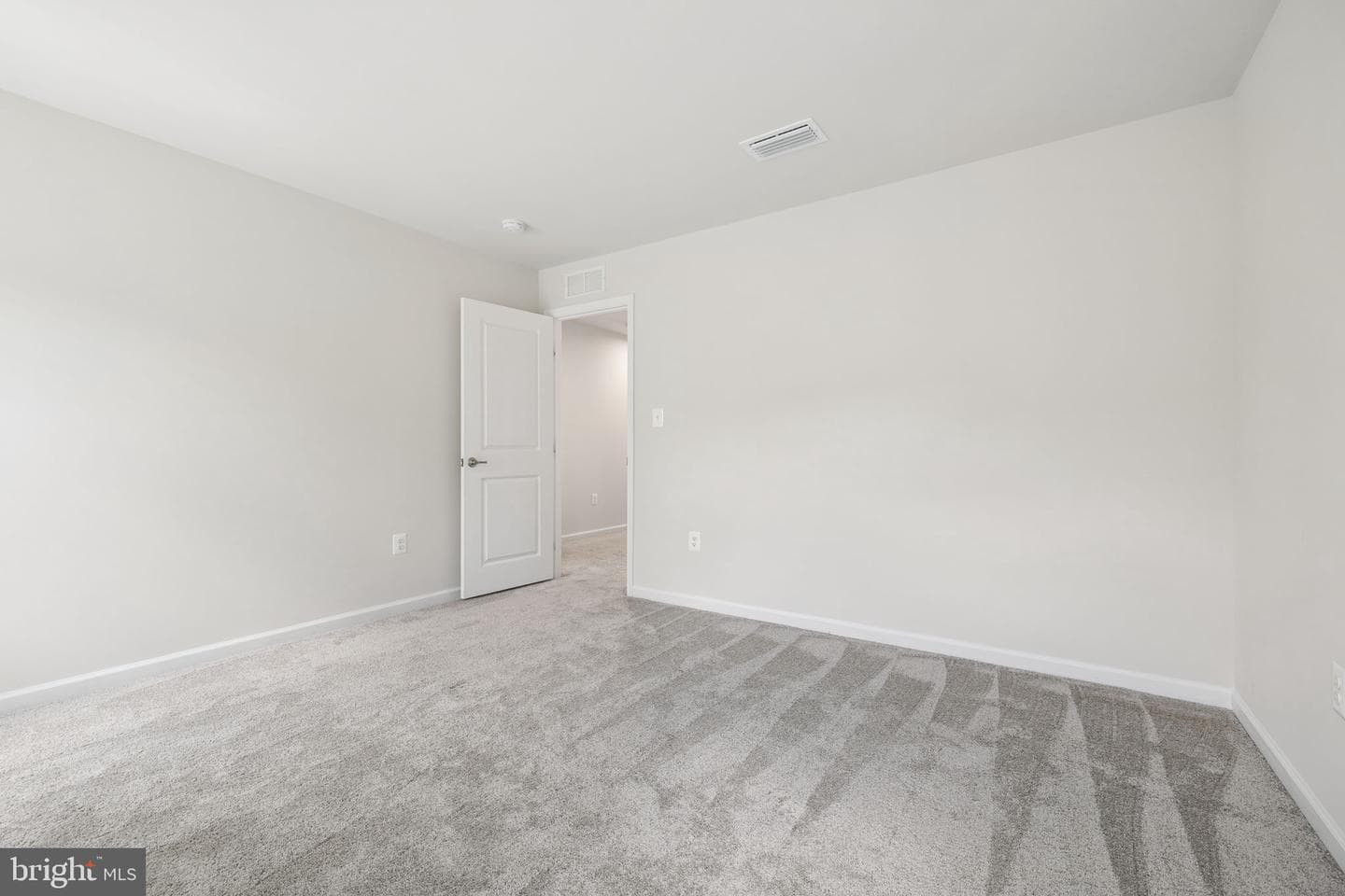 8905 Maple Run Drive photo 34