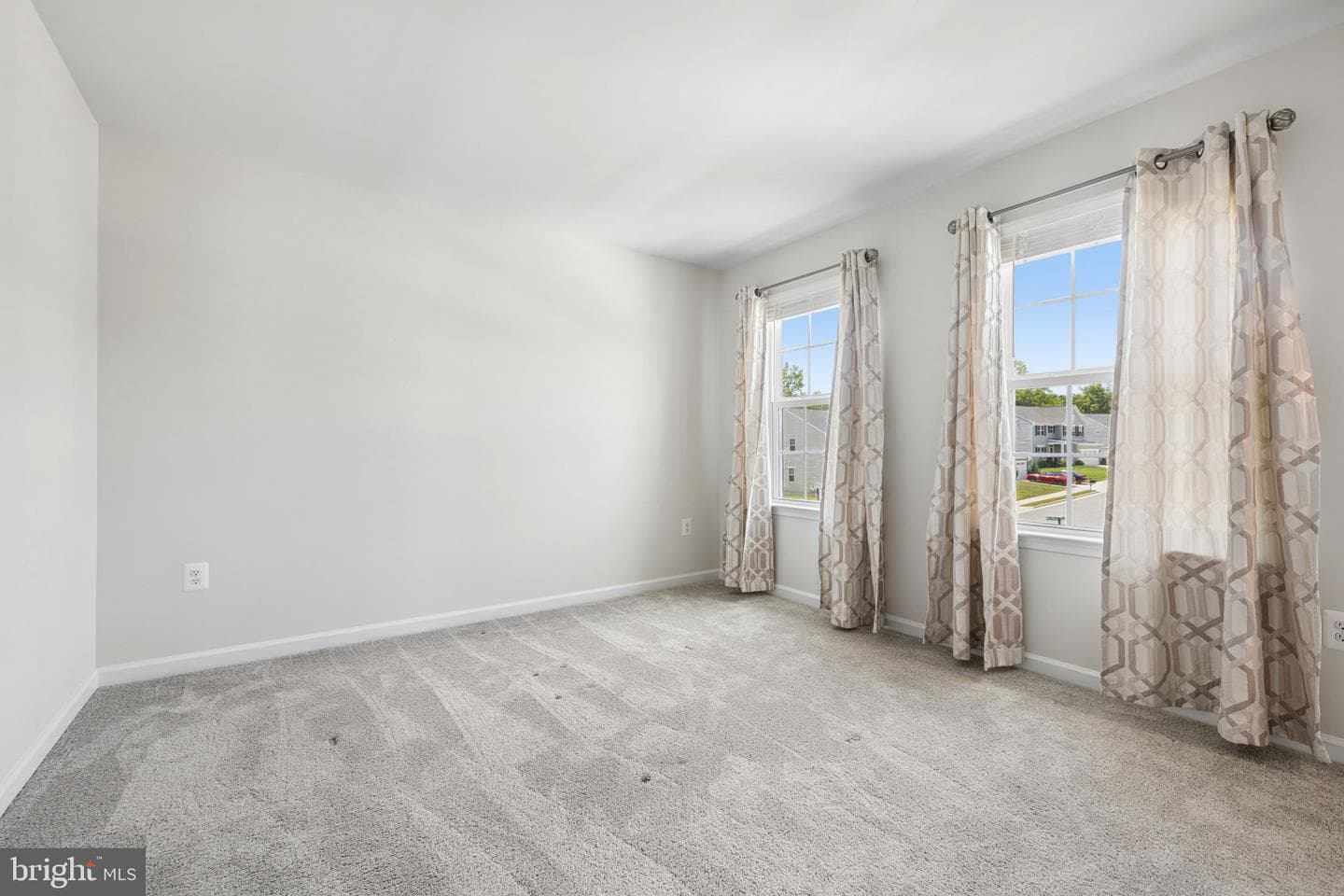 8905 Maple Run Drive photo 35