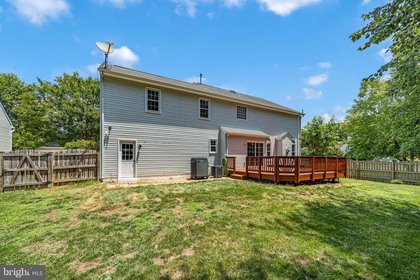 10307 Napoleon Street photo 28