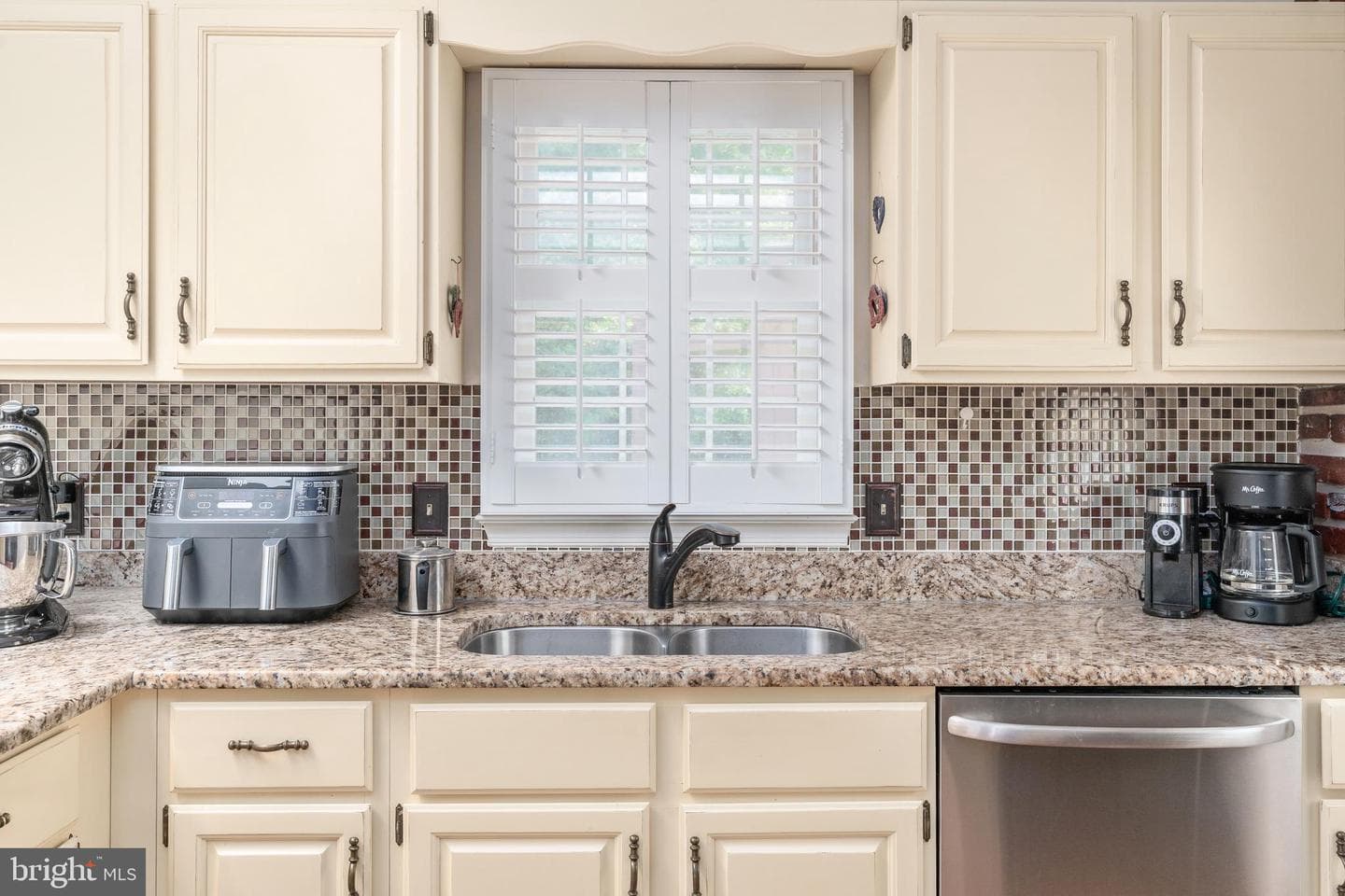 10107 Leavells Road photo 24