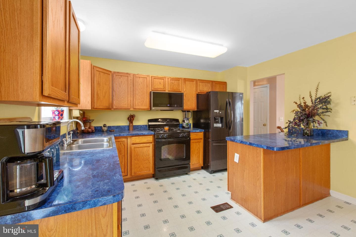 12215 Stonehenge Drive photo 9