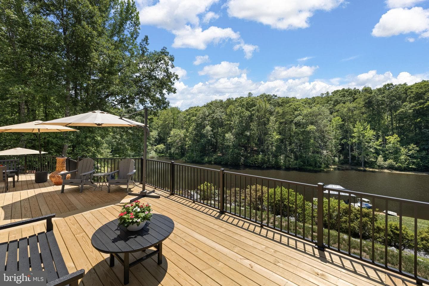 7409 River Road photo 3