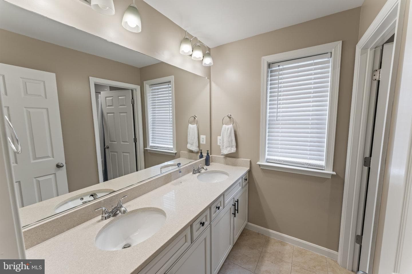 7810 Bexley Lane photo 34