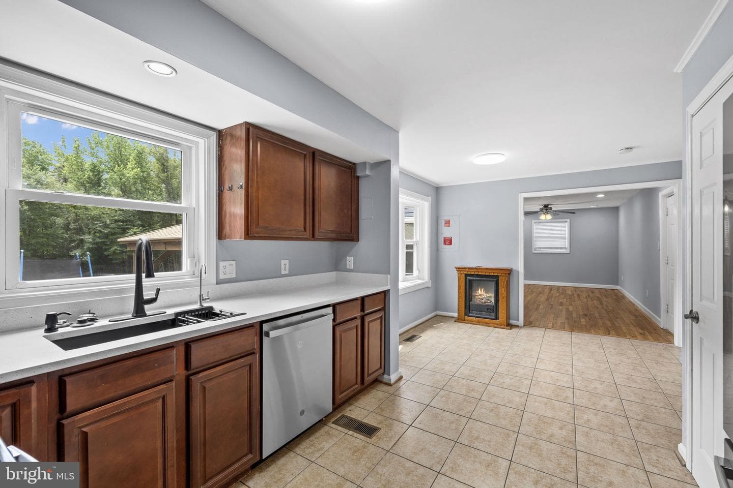 10329 Gordon Road photo 11