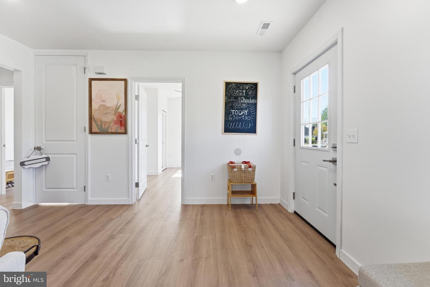 179 Mansfield Street photo 13