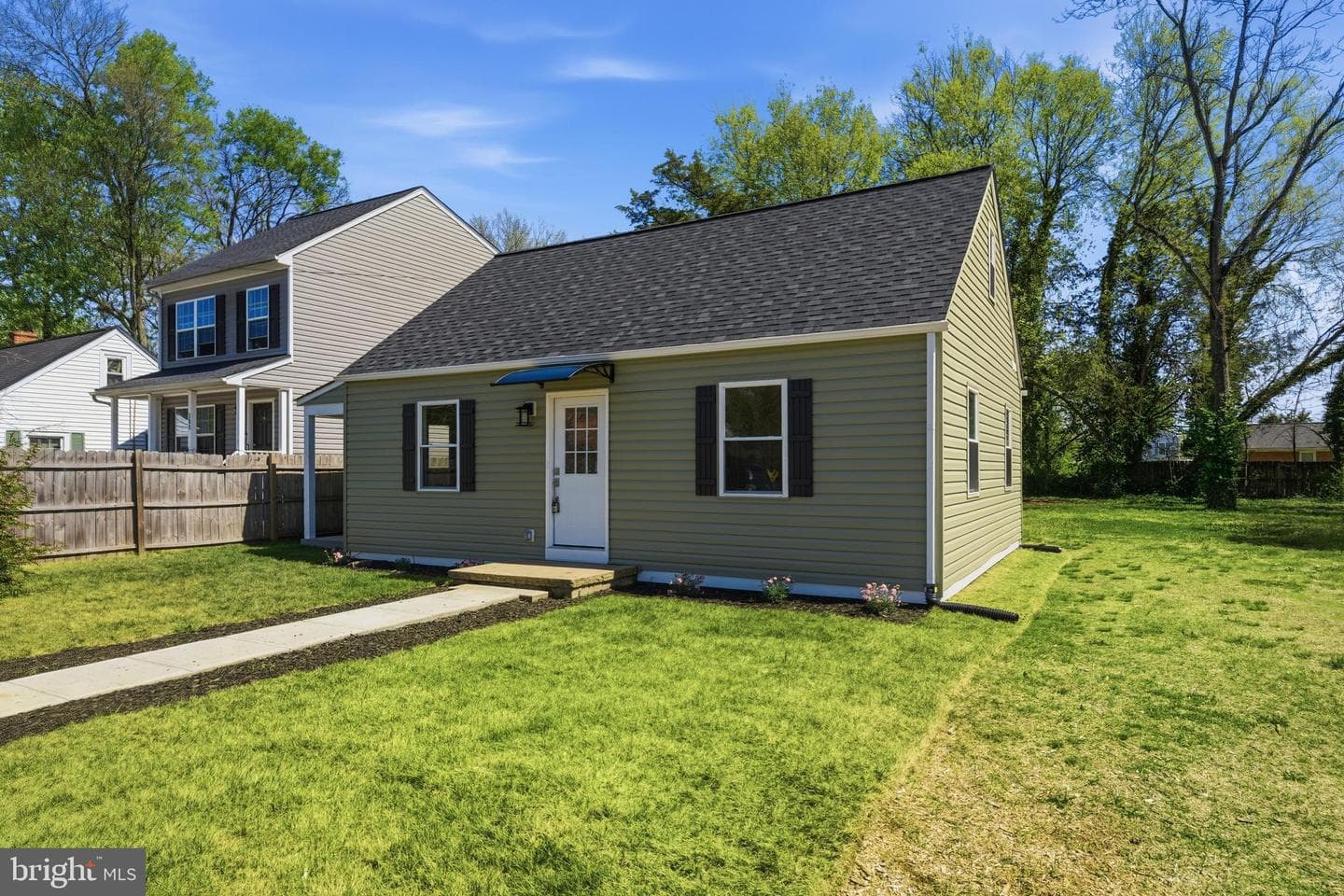 179 Mansfield Street photo 3
