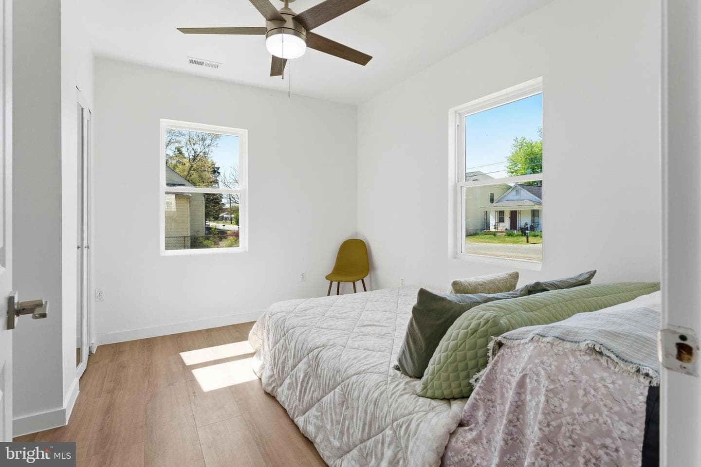 179 Mansfield Street photo 35