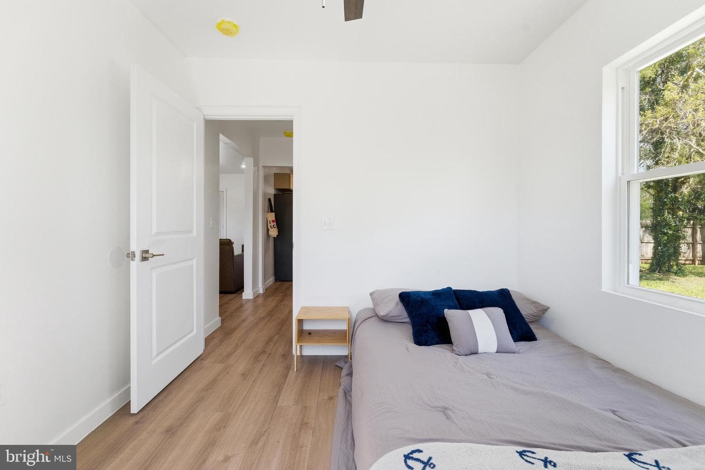 179 Mansfield Street photo 36