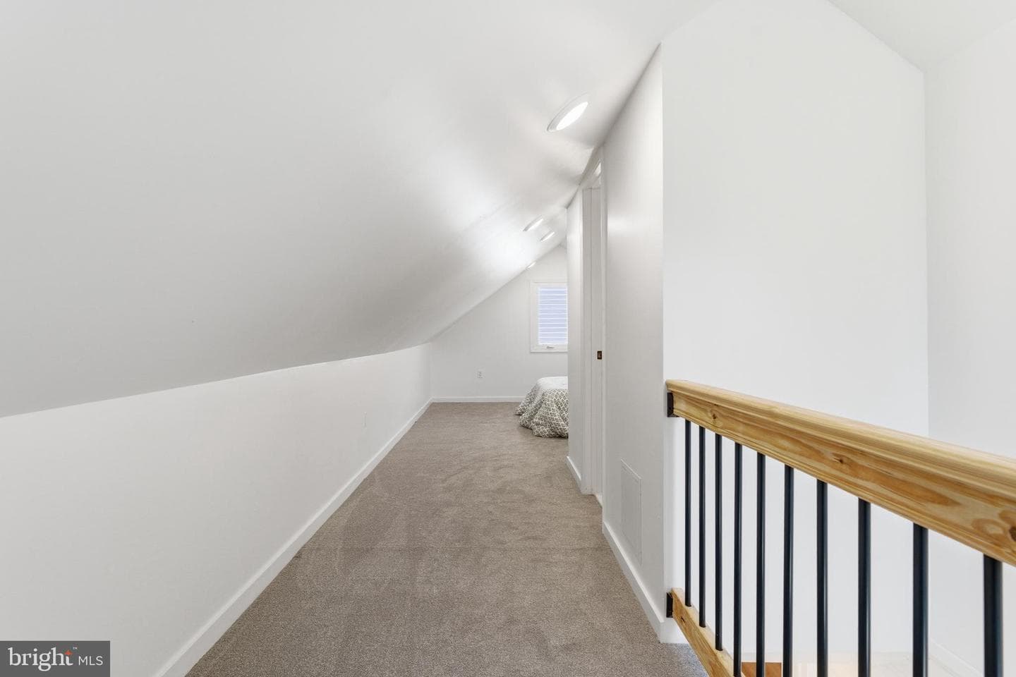 179 Mansfield Street photo 42