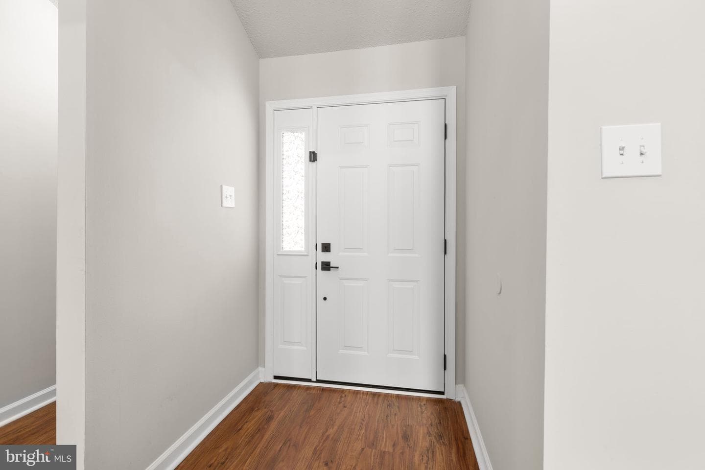 11513 Abingdon Court photo 5
