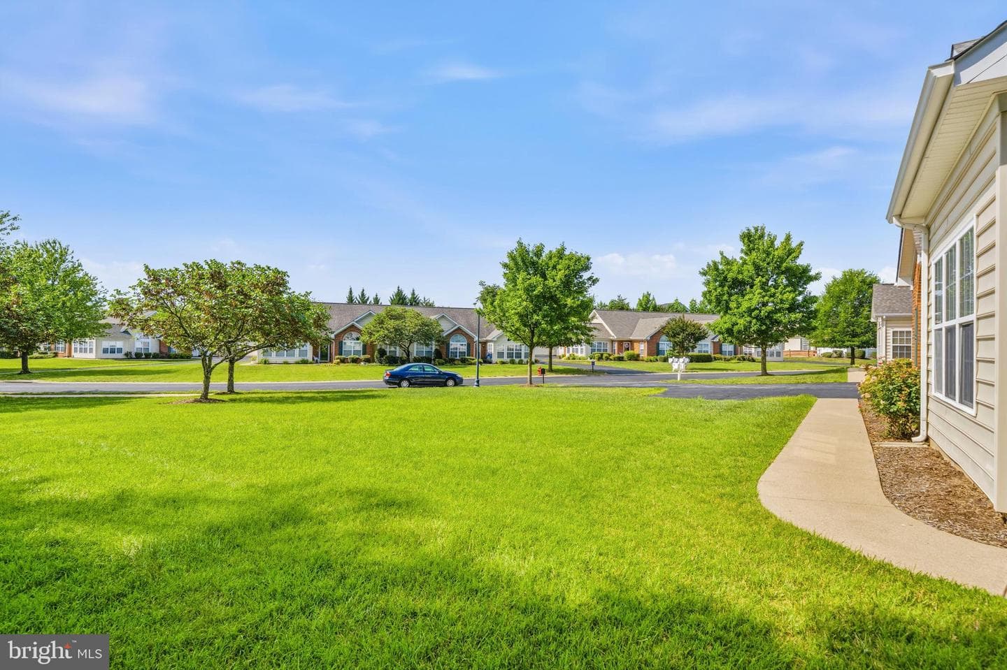6233 Autumn Leaf Drive photo 34