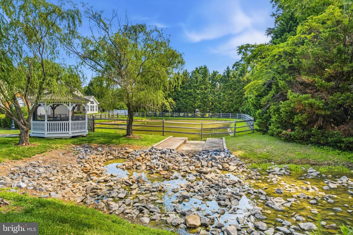 6233 Autumn Leaf Drive photo 35