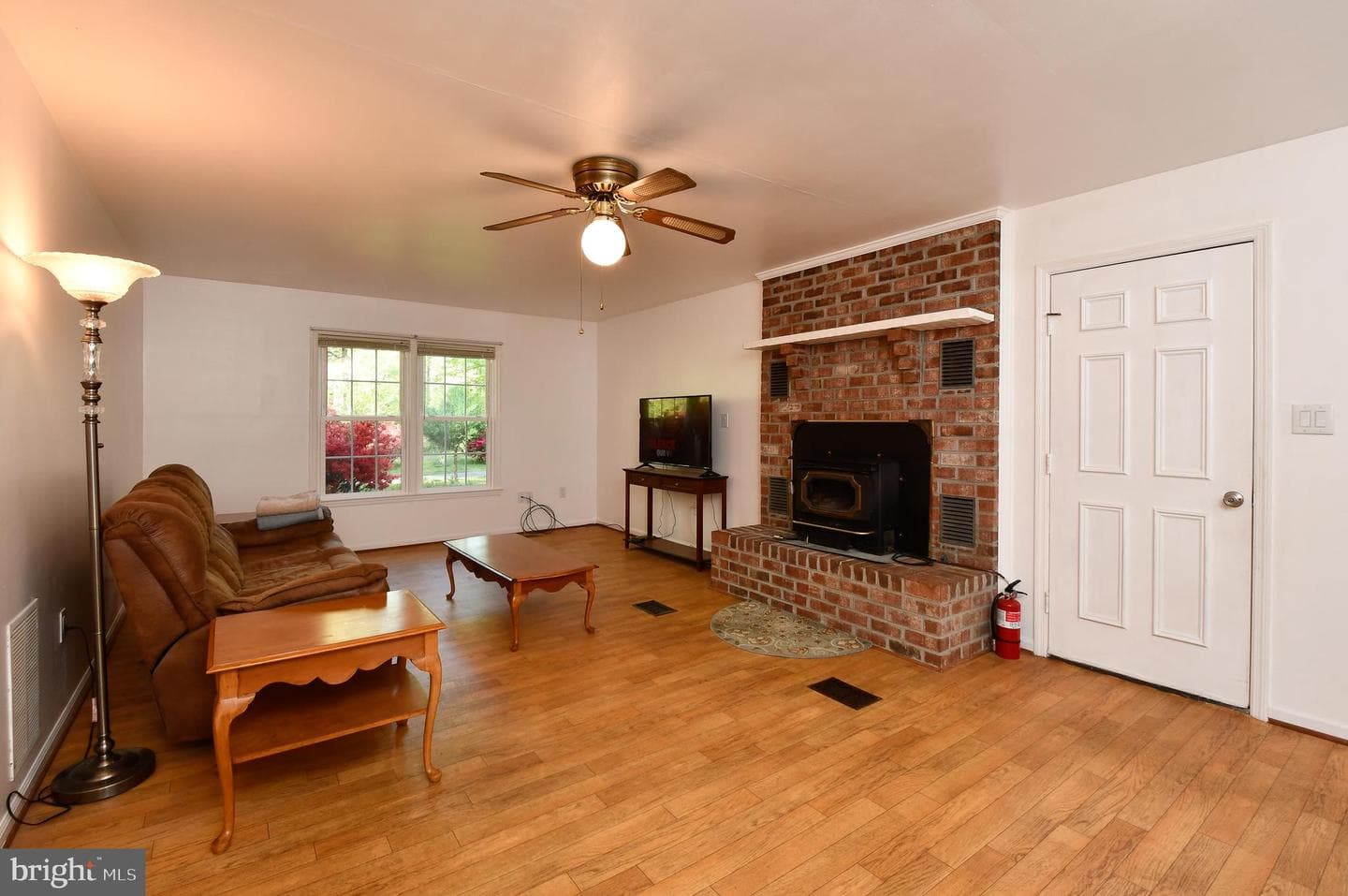 9624 Sutters Rd photo 17