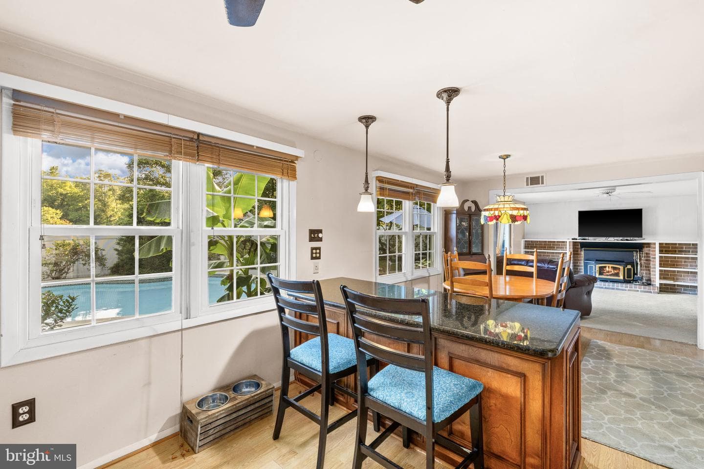8 Pond Circle photo 11