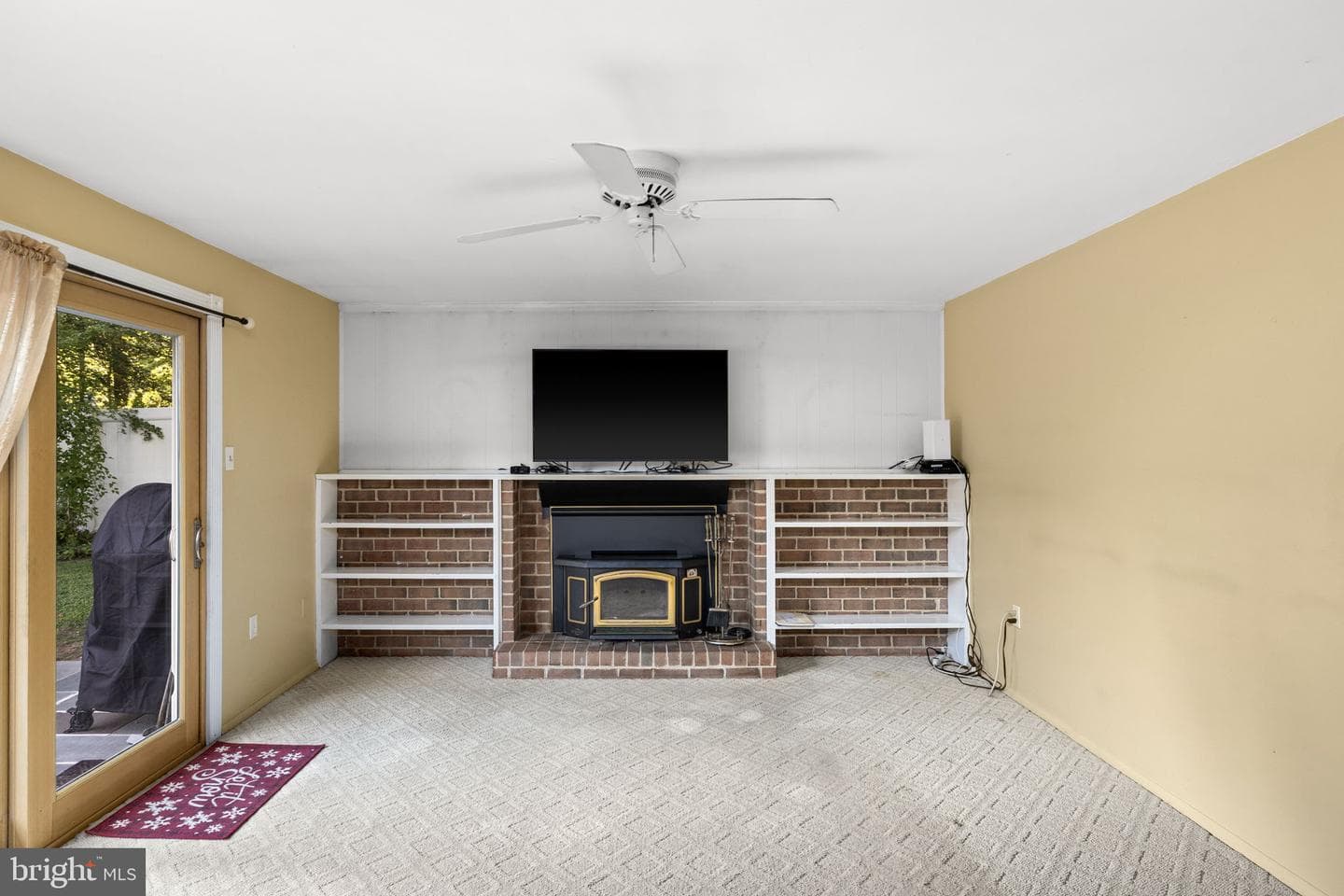 8 Pond Circle photo 22
