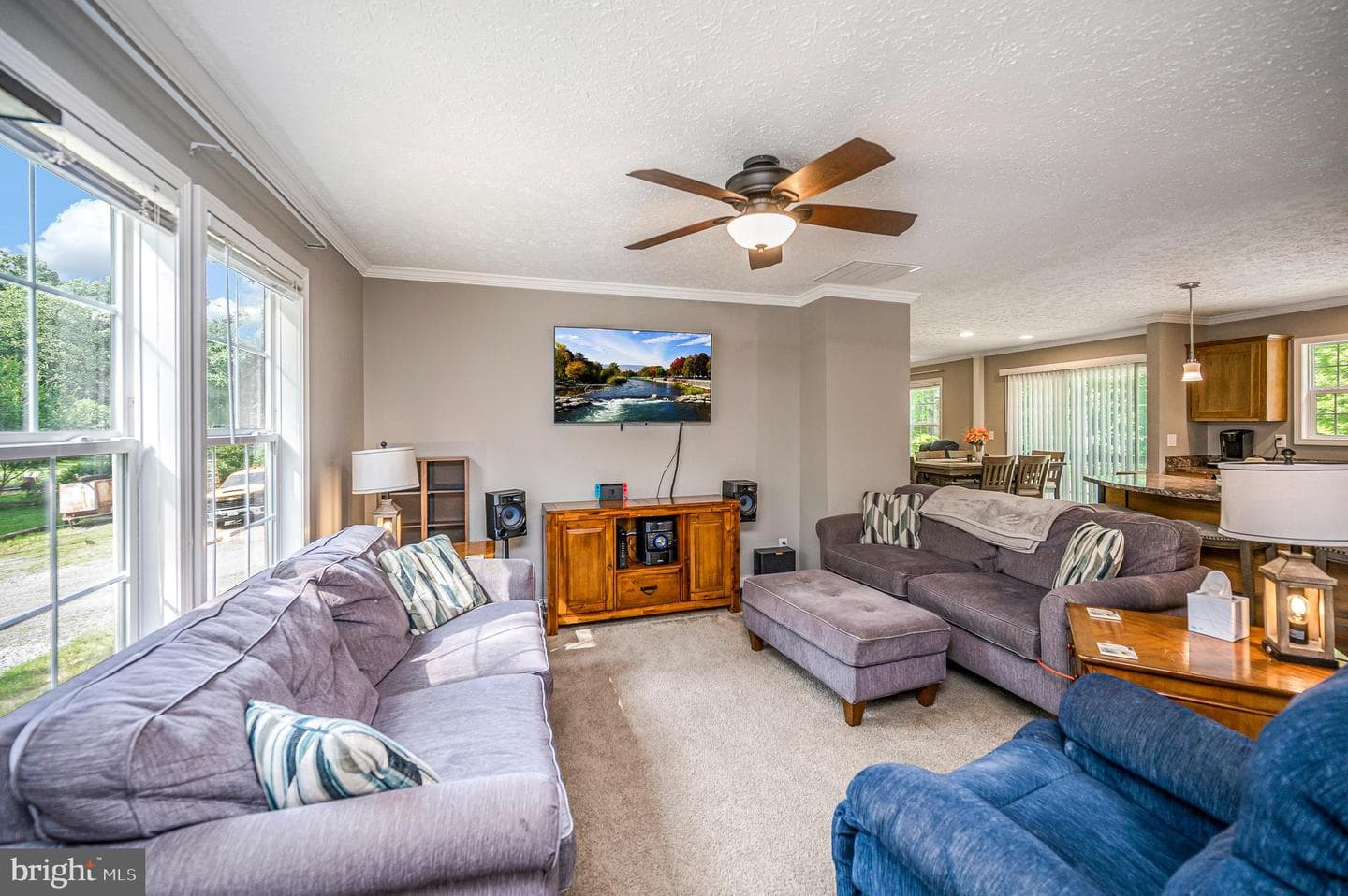 7324 Red Feather Lane photo 8