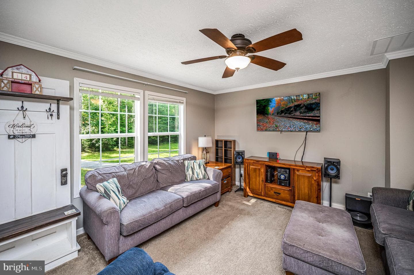 7324 Red Feather Lane photo 9