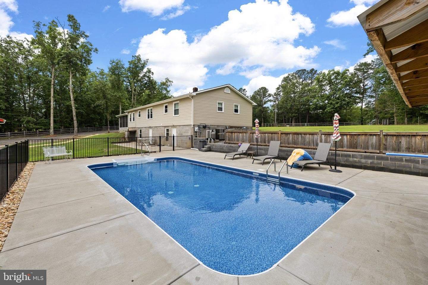 10205 Elys Ford Road photo 23