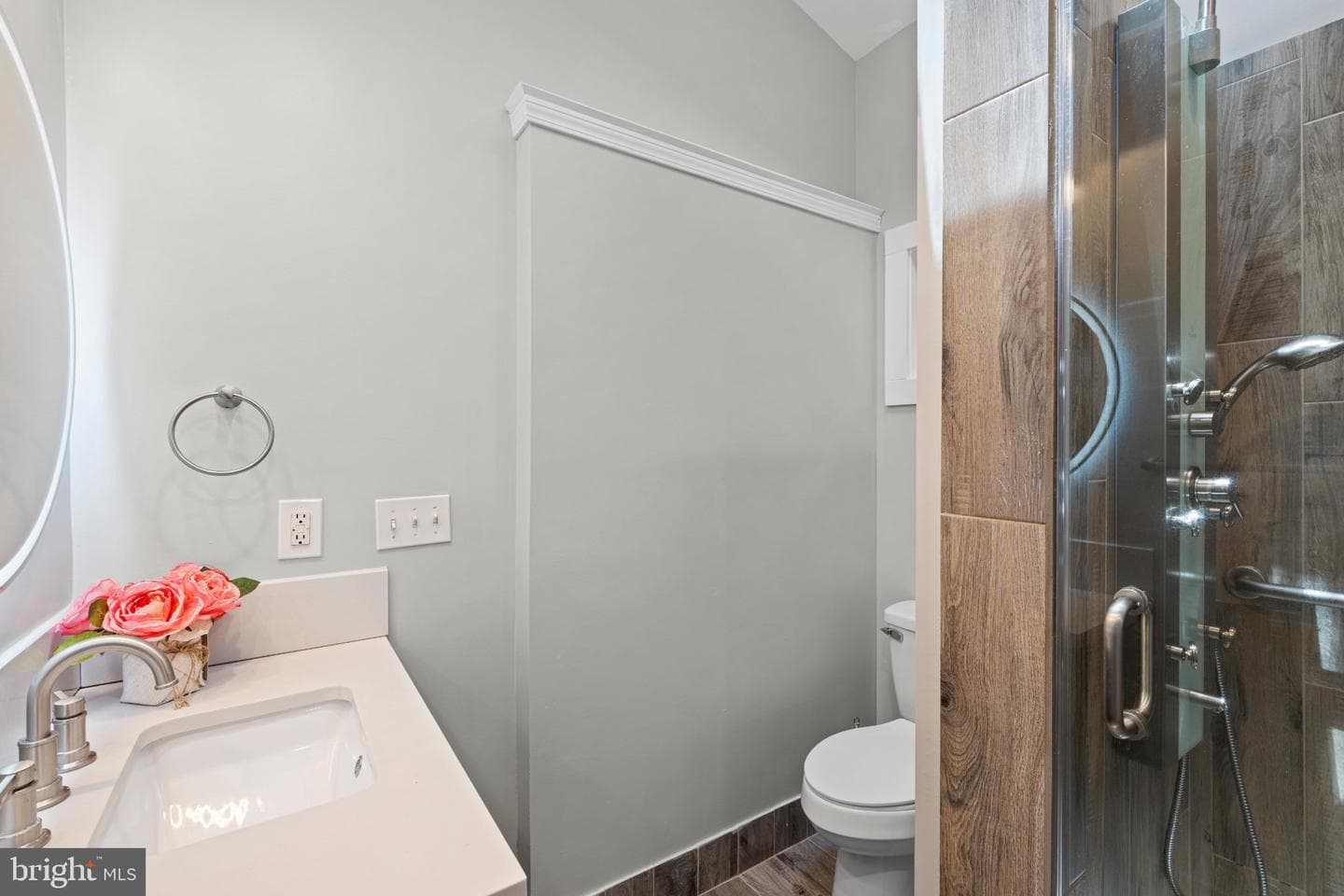 8405 Shirley Road photo 23