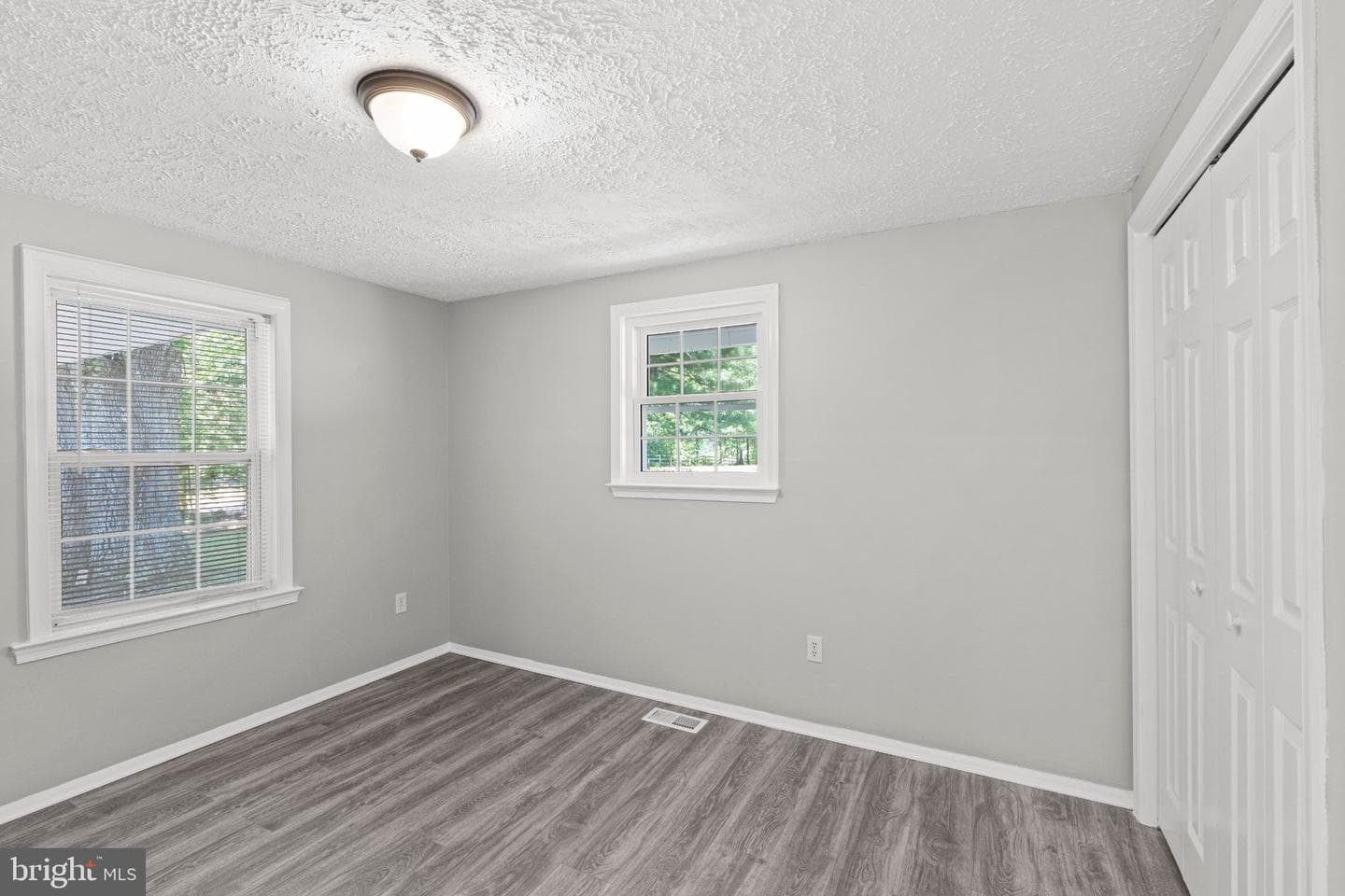 8405 Shirley Road photo 29