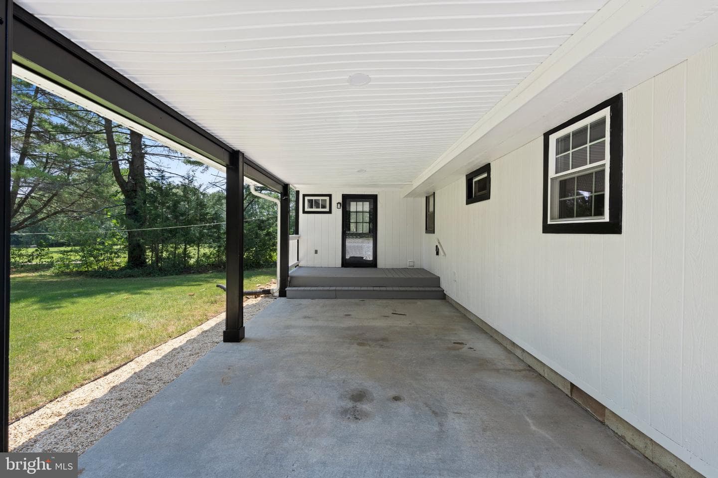 8405 Shirley Road photo 33