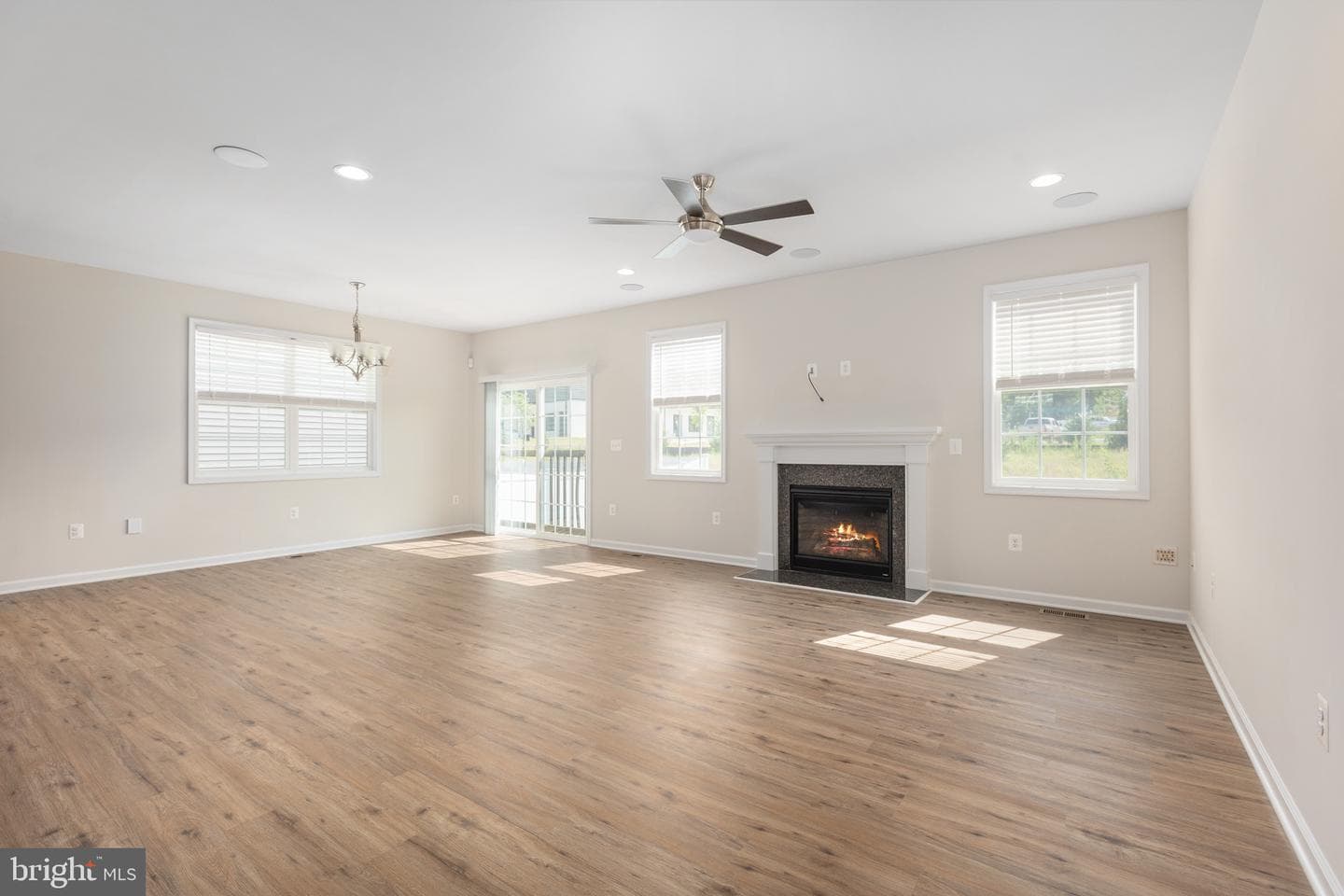9627 Hillcrest Drive photo 23