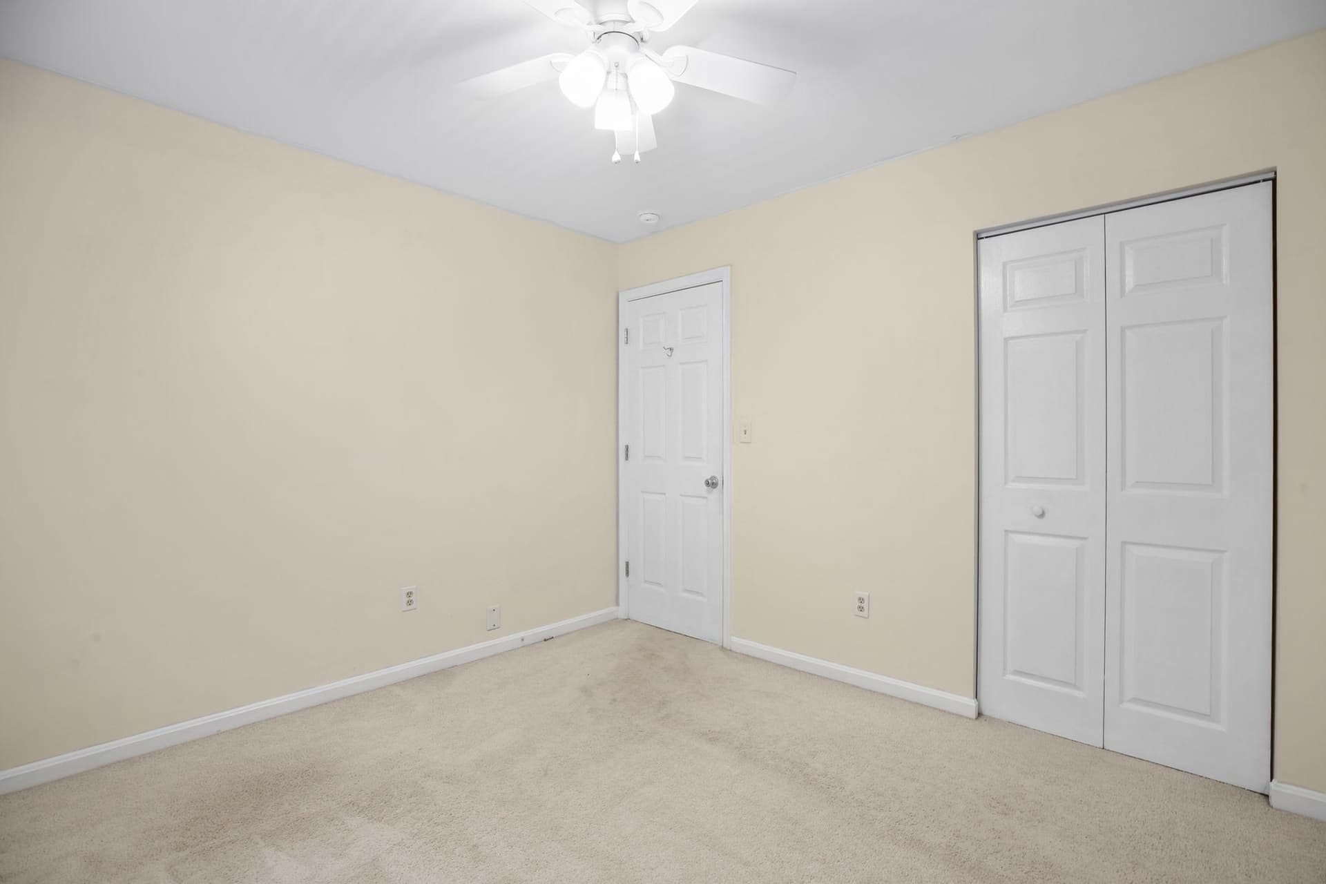 10205 N Hampton Ln photo 32