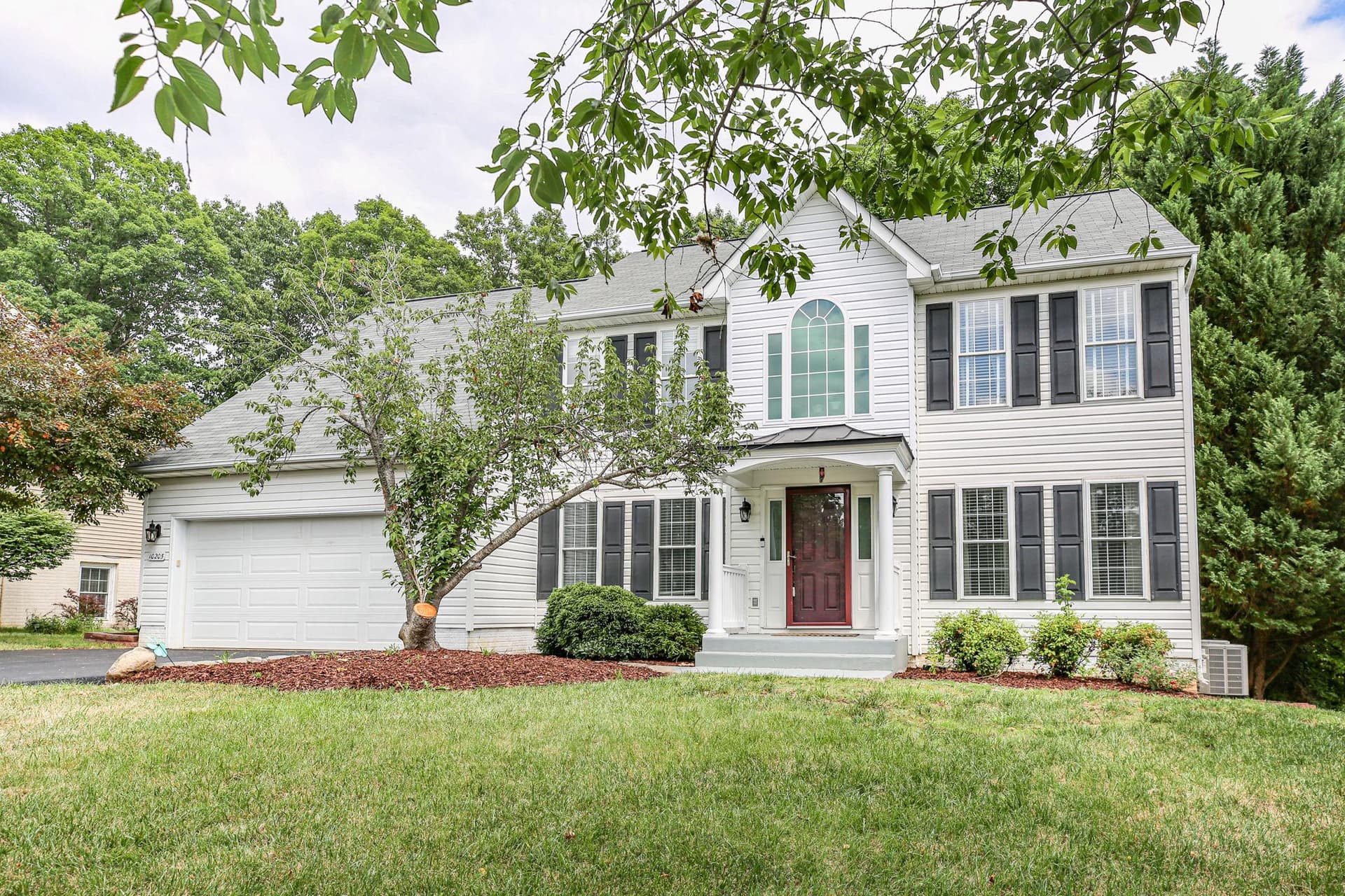 10205 N Hampton Ln photo 49