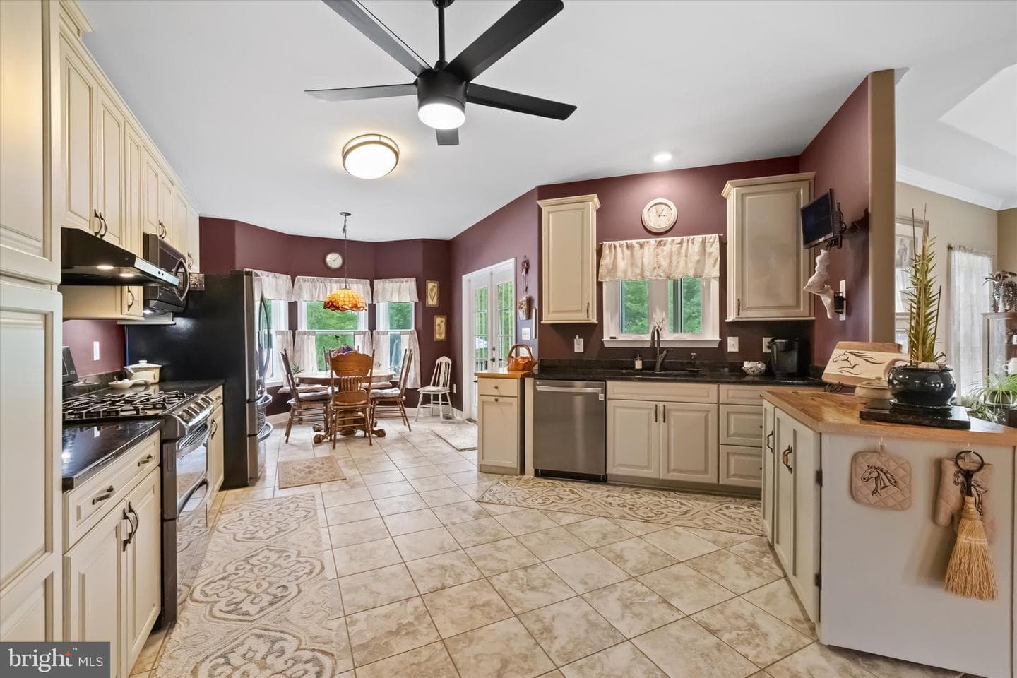 11861 Goa Way photo 25