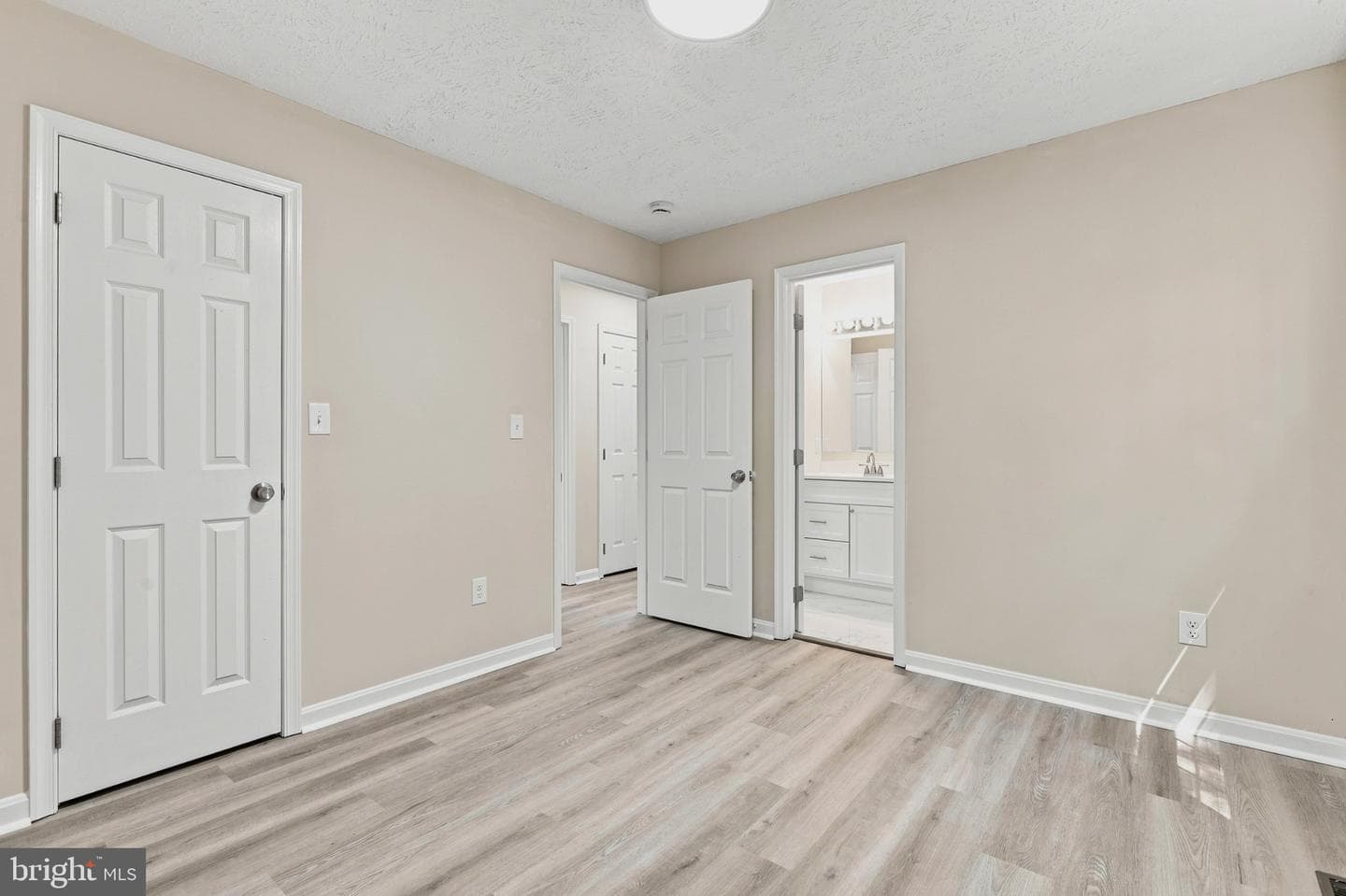 10921 Peach Tree Drive photo 15