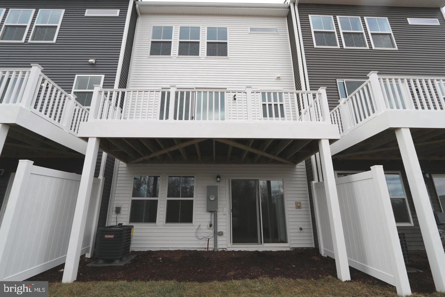 5053 Bigleaf Road photo 20