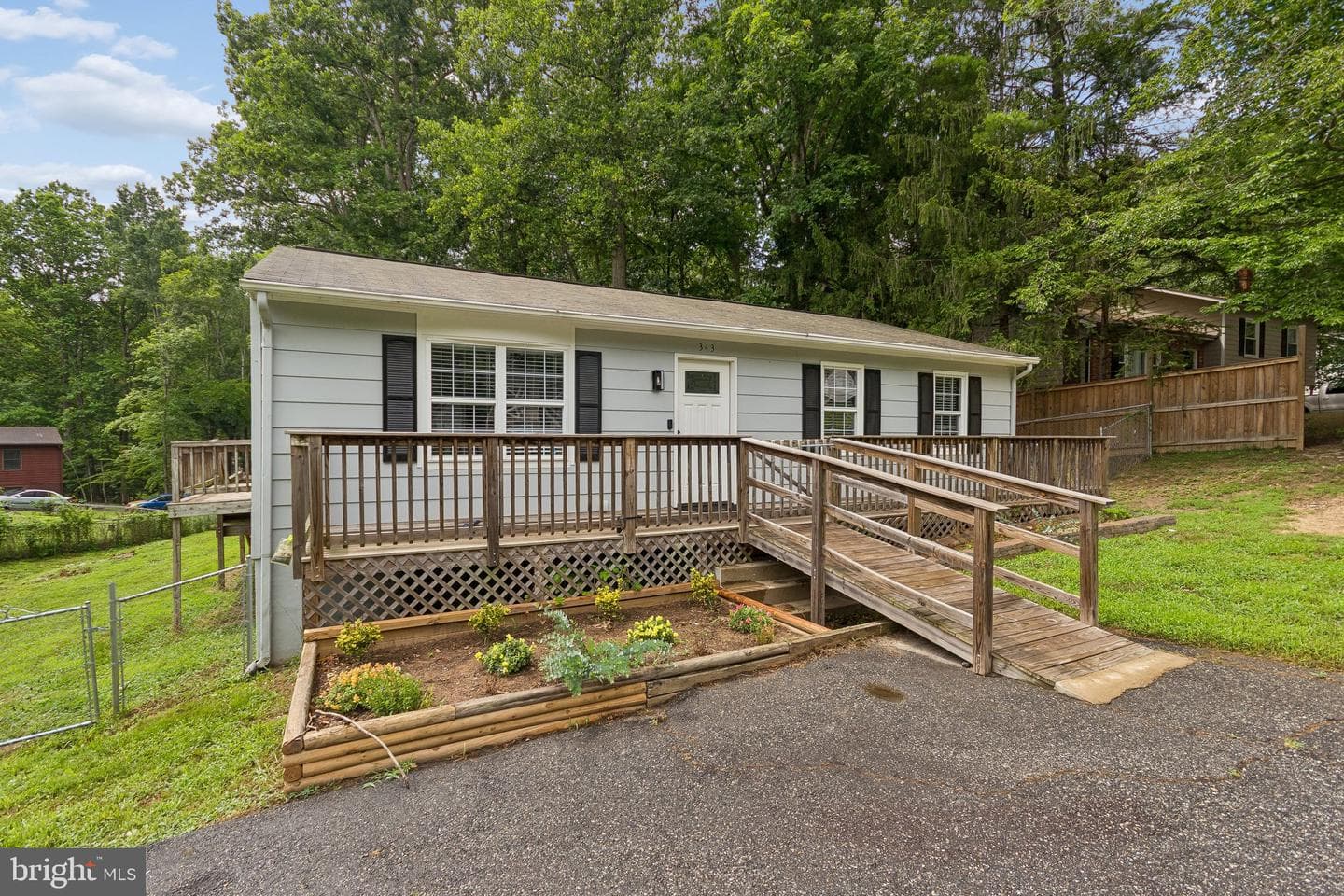 343 Albany Street, Fredericksburg