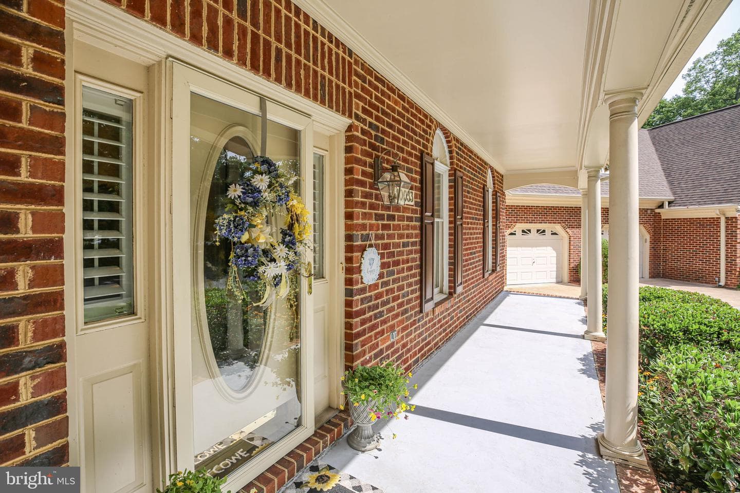 10033 Altamont Circle photo 4
