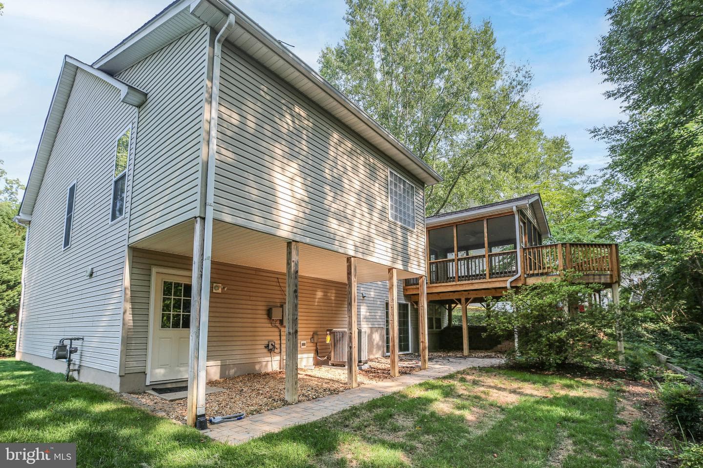9712 Gunston Hall Road photo 33