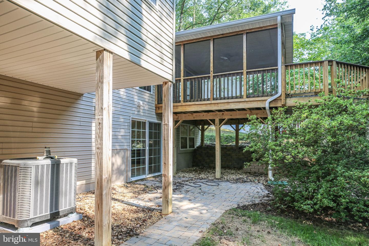 9712 Gunston Hall Road photo 34
