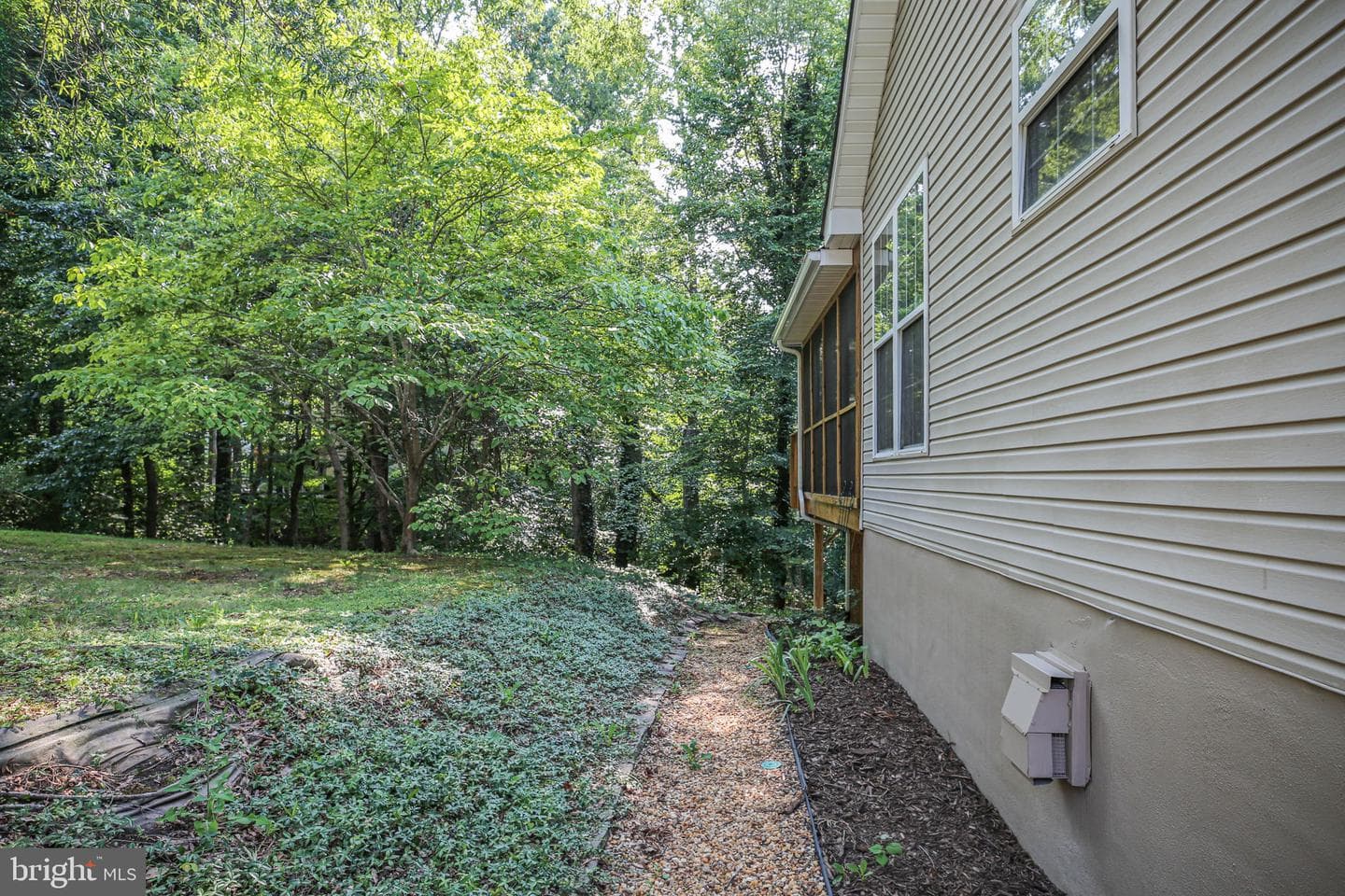 9712 Gunston Hall Road photo 35