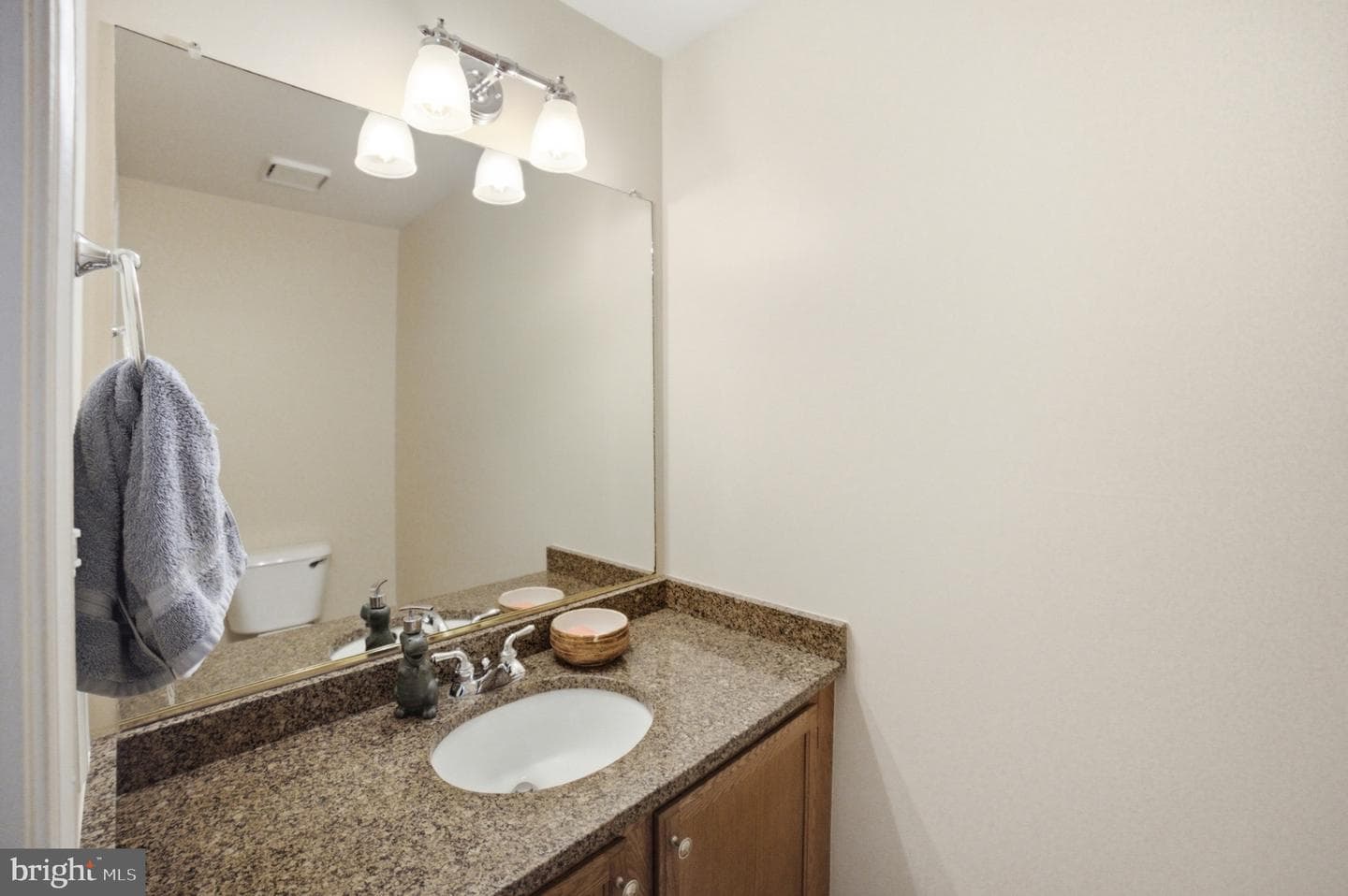 9815 Fendale Lane photo 12