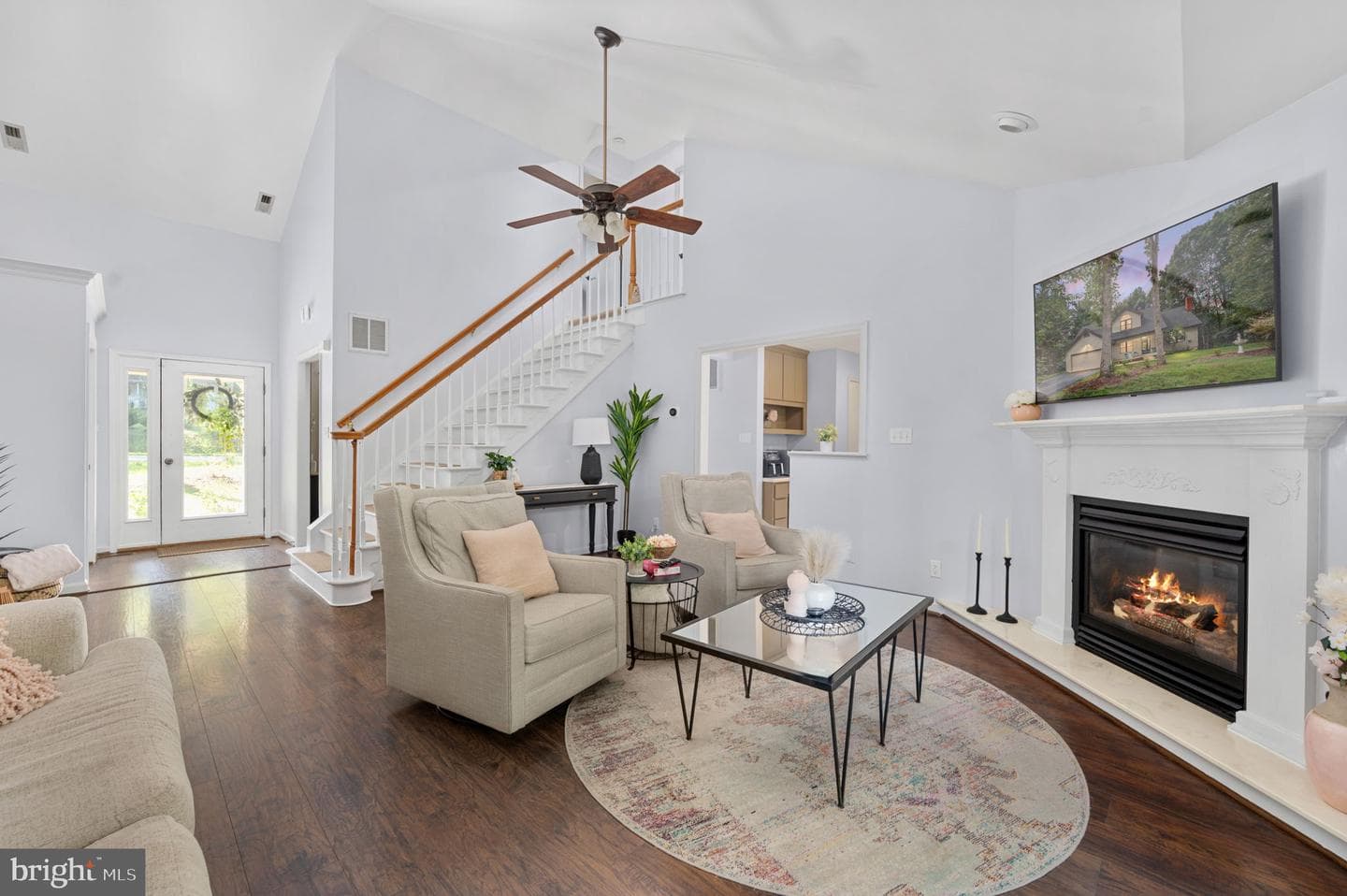 12504 Hawkins Lane photo 29