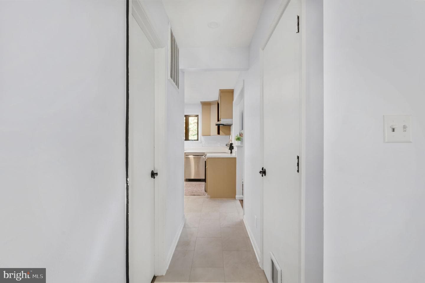 12504 Hawkins Lane photo 39