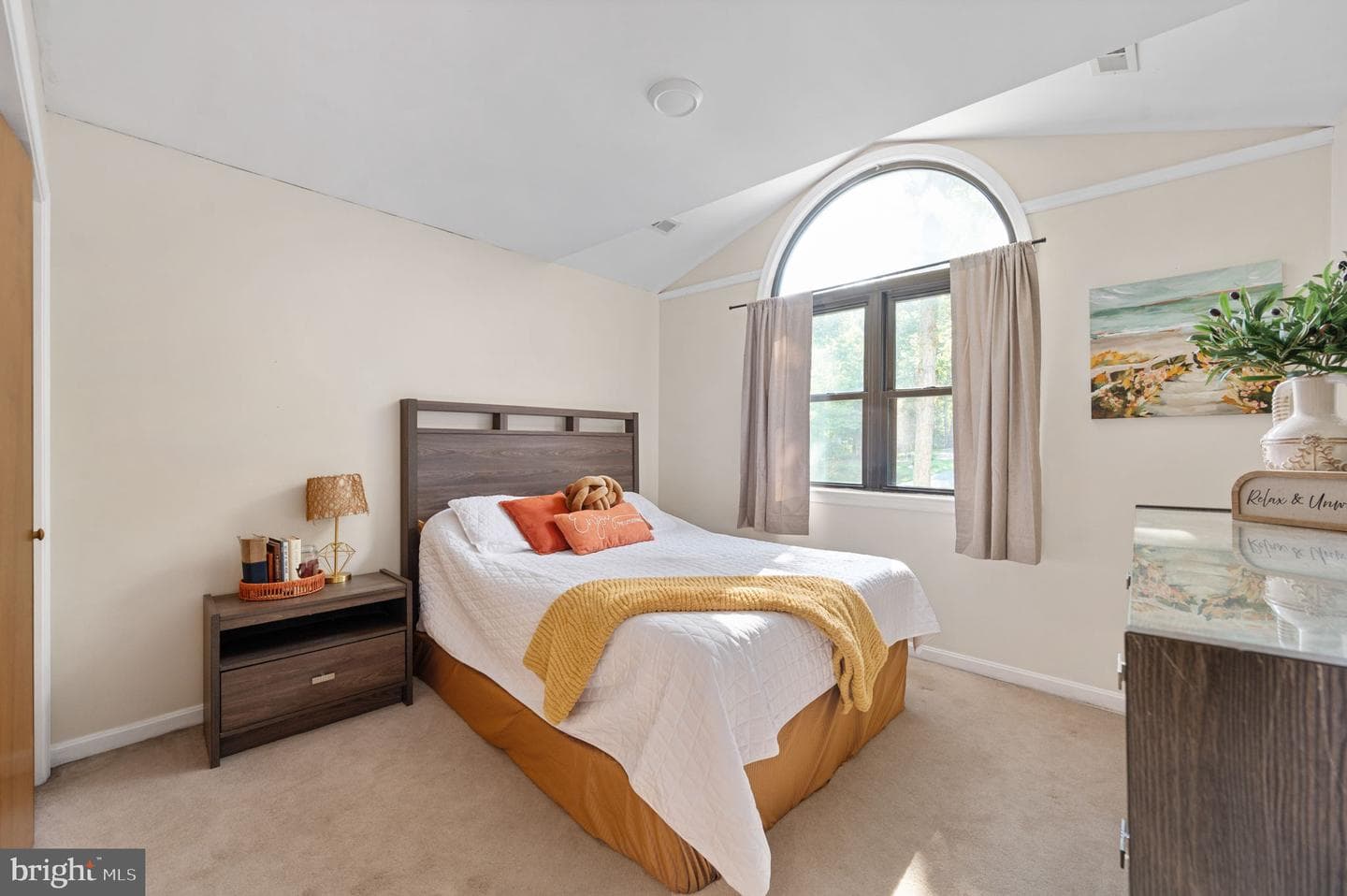 12504 Hawkins Lane photo 53